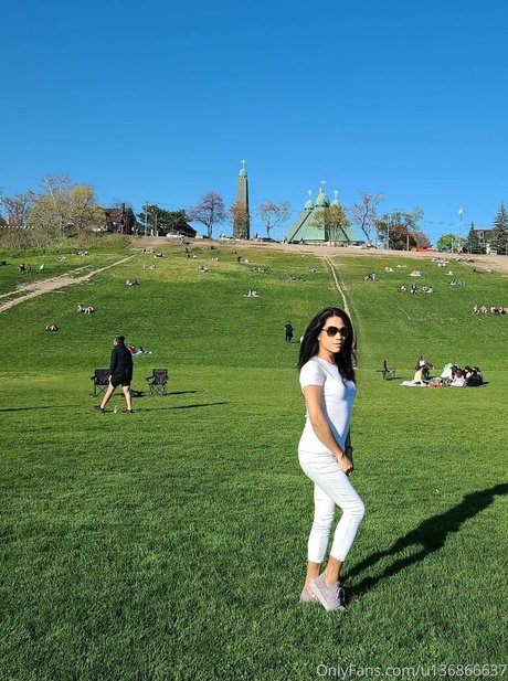 ayavonlee hd actress images