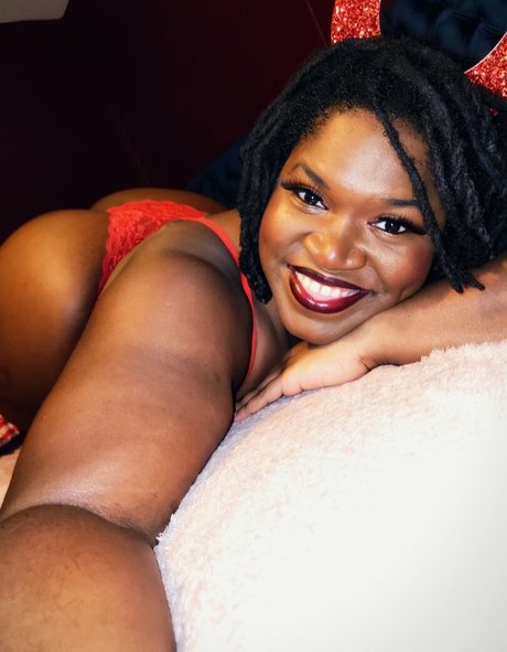 Marvelouslythiq nudes star image