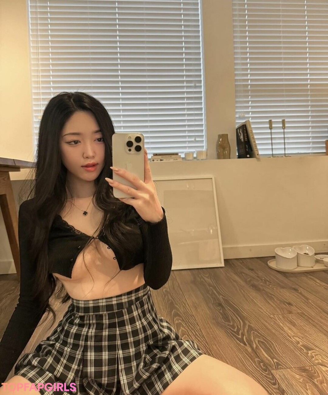 daisydslee model adult pictures