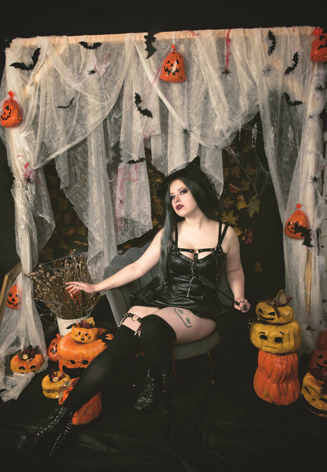 Jennybiatch pornographic model galleries