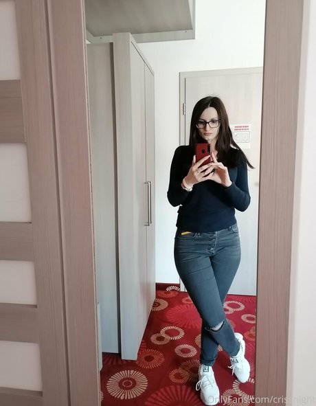 crissnight naked model gallery