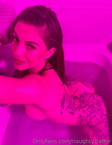 naughty batter model pretty pictures