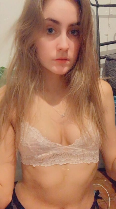 Ellierosek model xxx photo