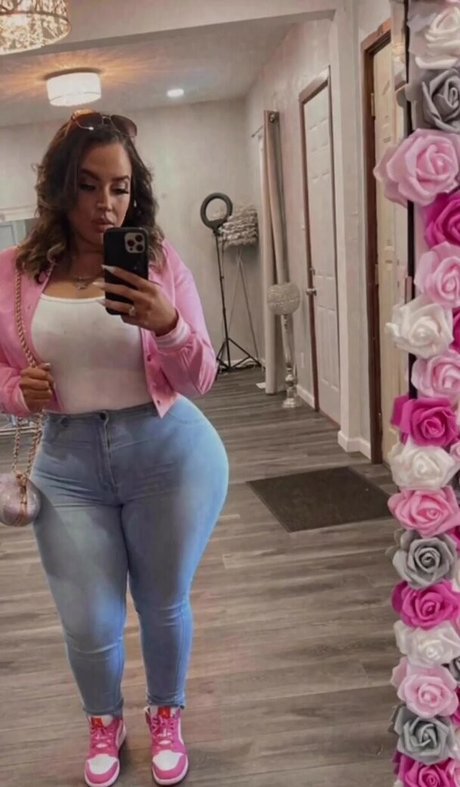 Amanda Garcia hot model photo