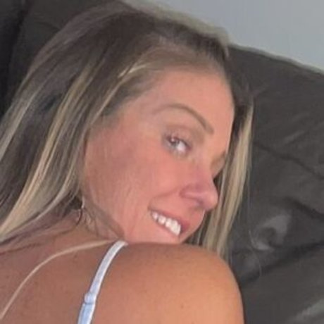 MsSweetTea hd model pictures