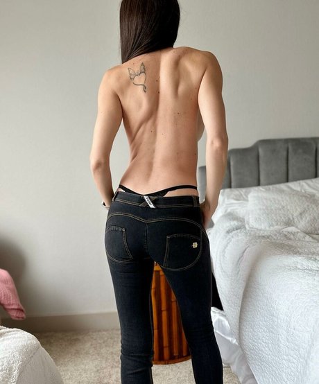 Aunna Harris best model photos