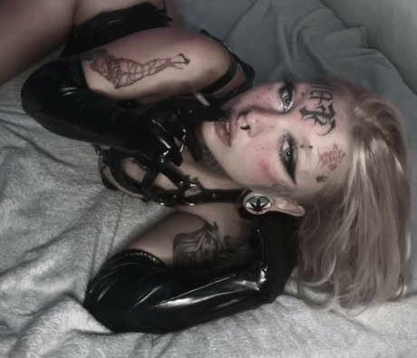 Raieny Catharina nudes pornstar pics