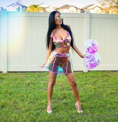 ilovewillowlansky hd model img