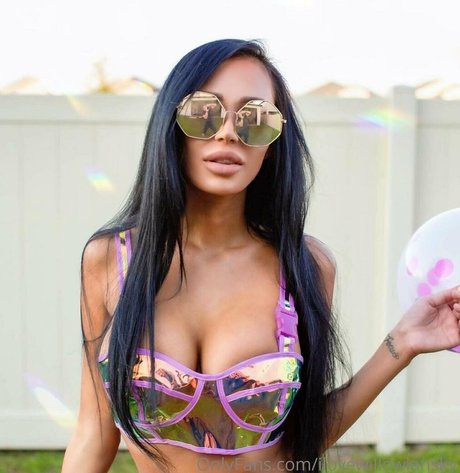 ilovewillowlansky naked pornstar archive