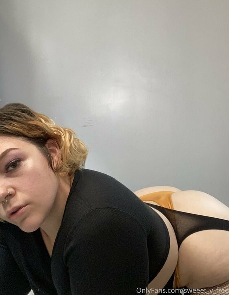 sweeet v free Profile pic