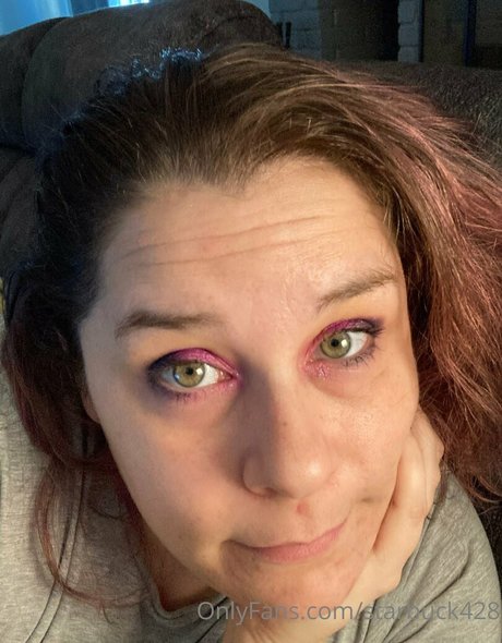 goodgirlgiggles beautiful model pictures