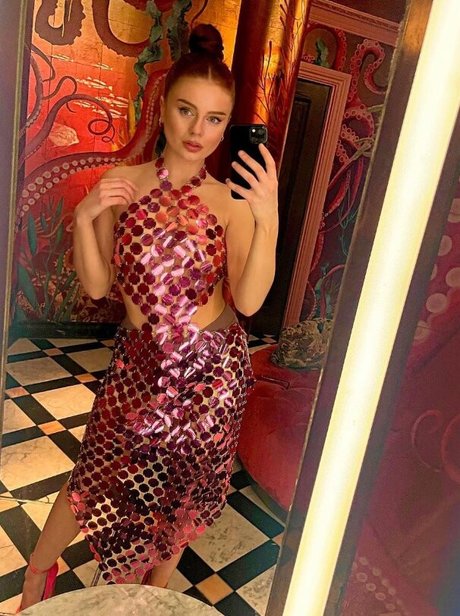 Hannah Laresa Smith model nice galleries