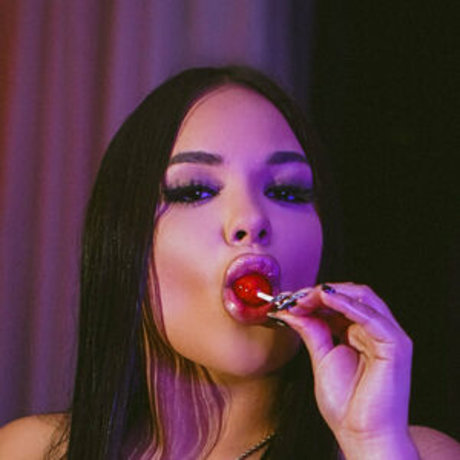 bossybrazilianxxx hot model photo