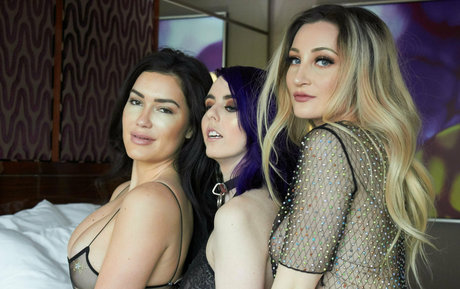 Tsukixxhime sexy pornstar pic