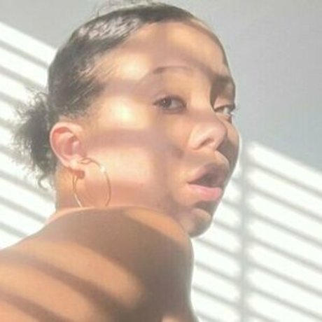 adrianamaya model nice images