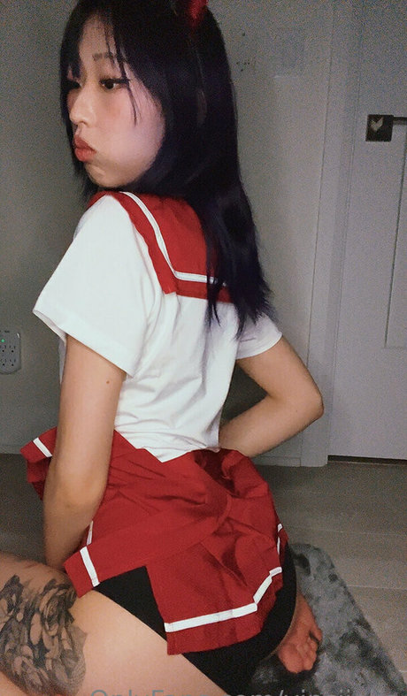 yinsdere pornstar erotic photos