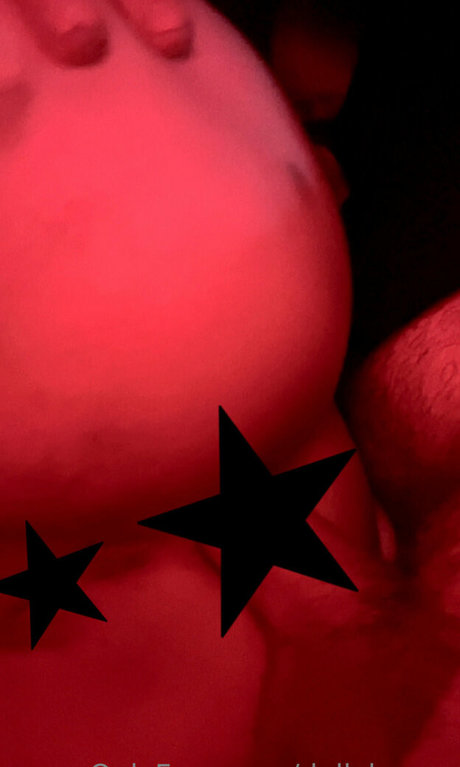 dollyhorror best model picture