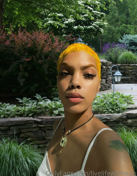 leahsade star nude photos