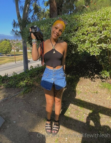 leahsade erotic actress image