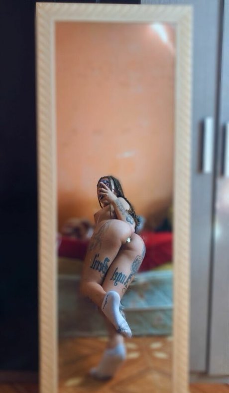 Pamella Almeida star exclusive photo