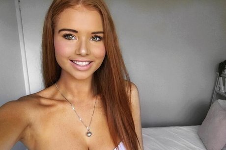 Alyssa Randall nudes model picture