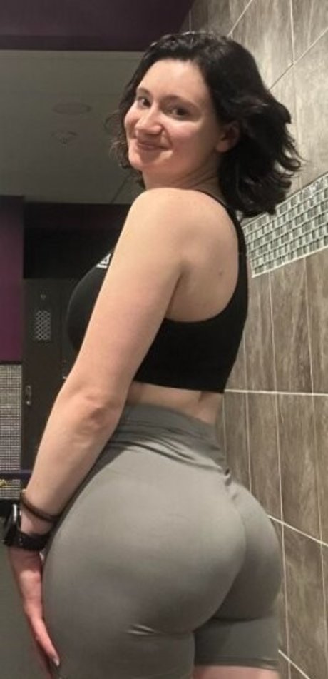 Brianna Juscenia star erotic photo