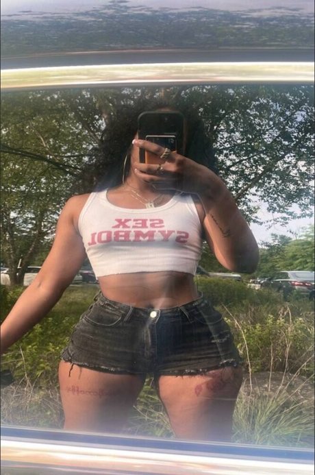 AishaaaMarie sex actress pic