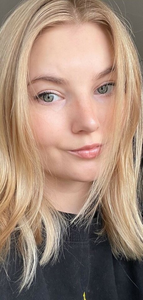 vanessaahlstrom exclusive actress pic