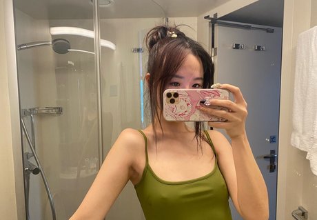 Creamroll model top img