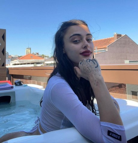 sofifernandez model perfect image