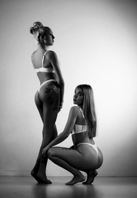 Lasse Lagoni model hot galleries