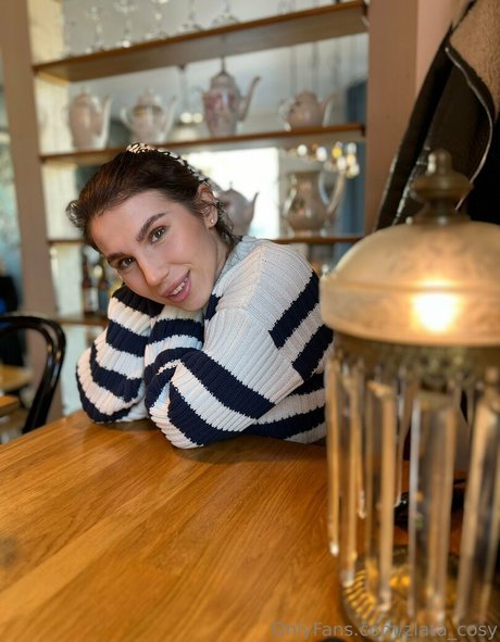 divine laura model xxx photos