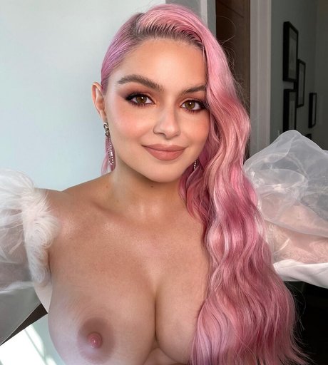 Ariel Winter Ai Porn porn star images