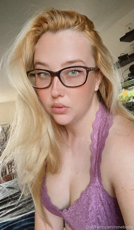 ronebooty perfect pornstar pics