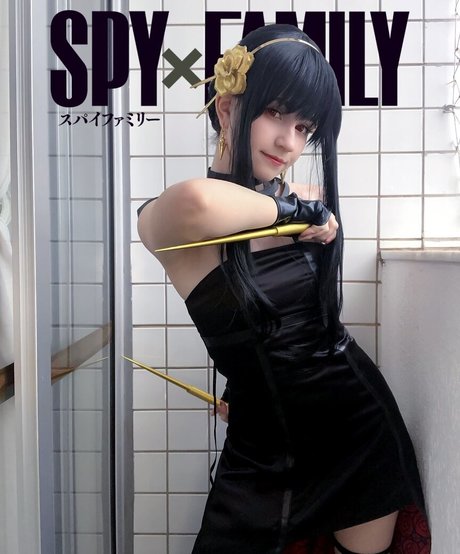 Lunarun hot actress photos