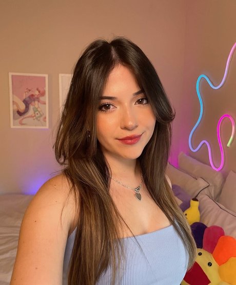 Melibela model perfect pictures