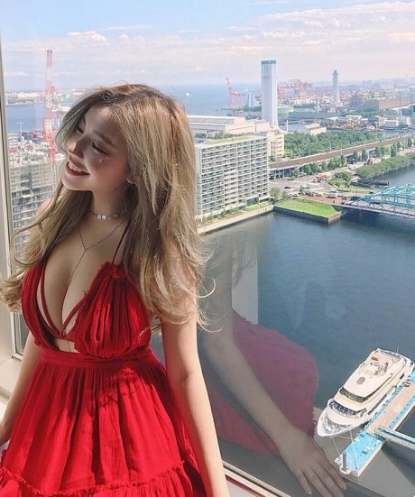 Lovelynnboo pornstar erotic images