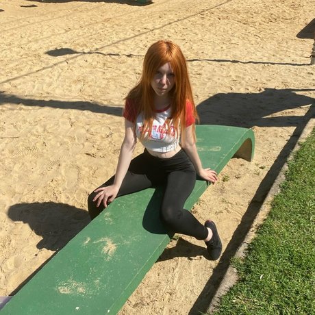 Melry Espinela star high quality img