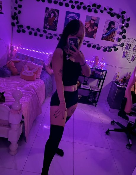 apuddii nude actress galleries