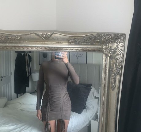 Faylee Oxenham model perfect pics