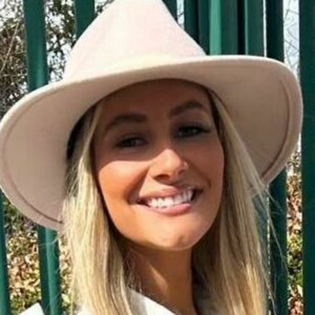 Faylee Oxenham top star image