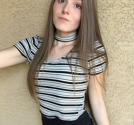 Brenna Winters pornstar top img