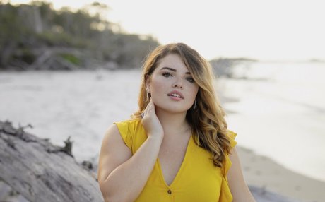 Alondra Larson pornstar erotic picture