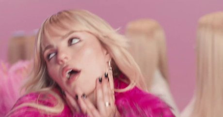 Renee Rapp pornstar art photo