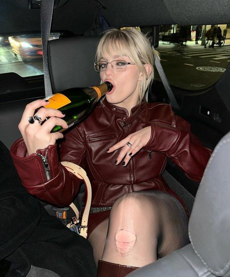 Renee Rapp model sex galleries