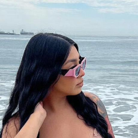 Zslaay hd model gallery