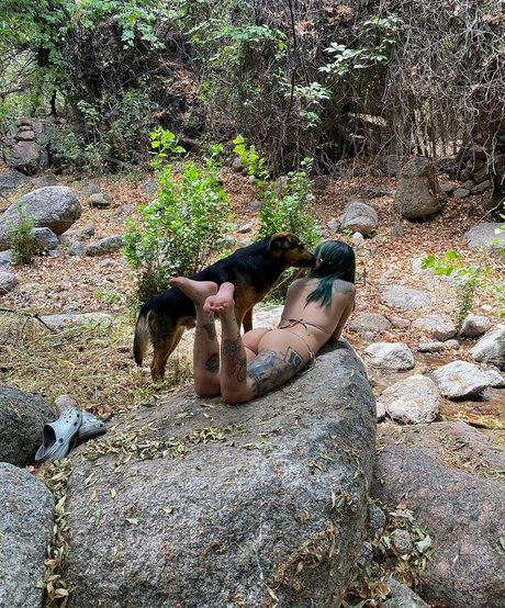 Laura Cruz star sexy images