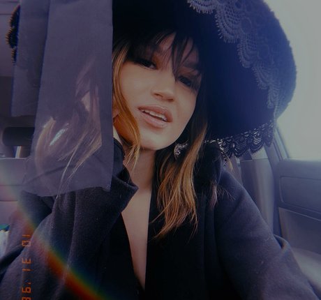 Ashley Boedeker model hot photo