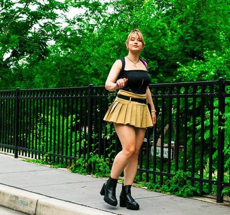 Ashley Boedeker exclusive actress gallery