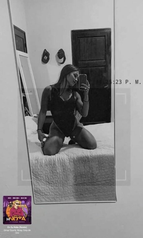 Natimassi model high quality image